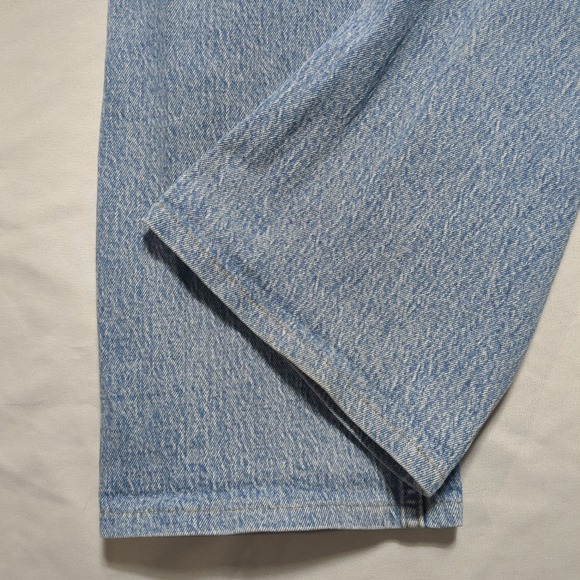 Abercrombie & Fitch The 90s Relaxed Jean High Rise Light Wash Blue Denim 26/2 - Picture 8 of 12